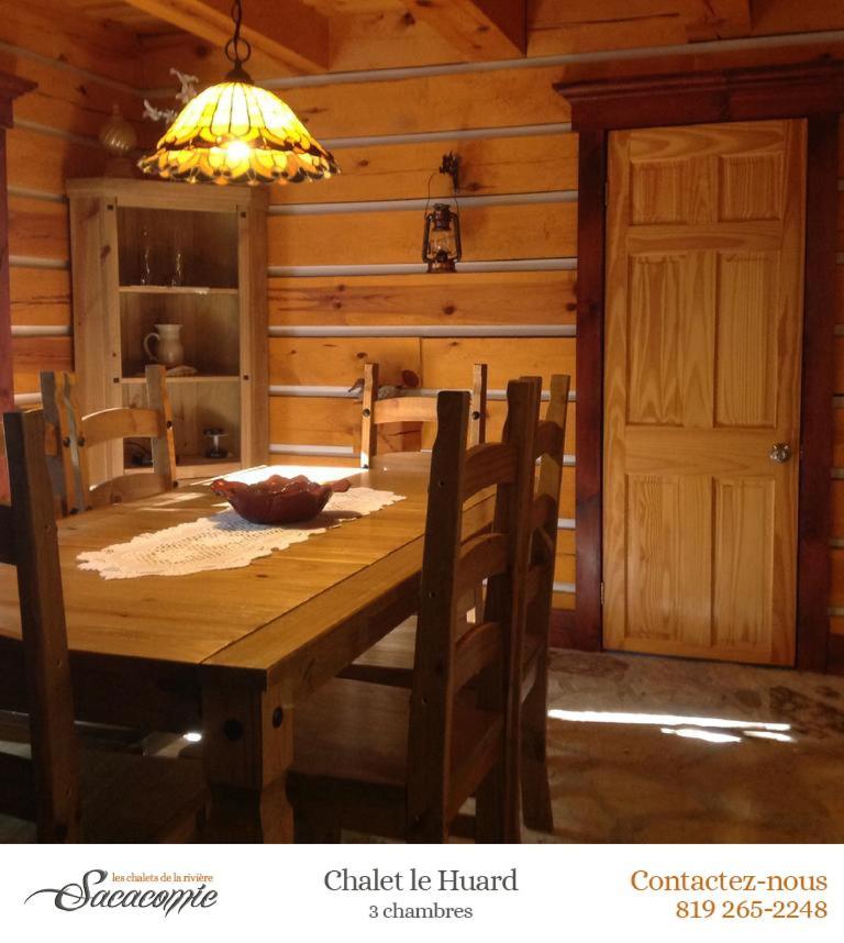 Вілла Chalets De La Riviere Sacacomie Сент-Алексі-де-Мон Екстер'єр фото